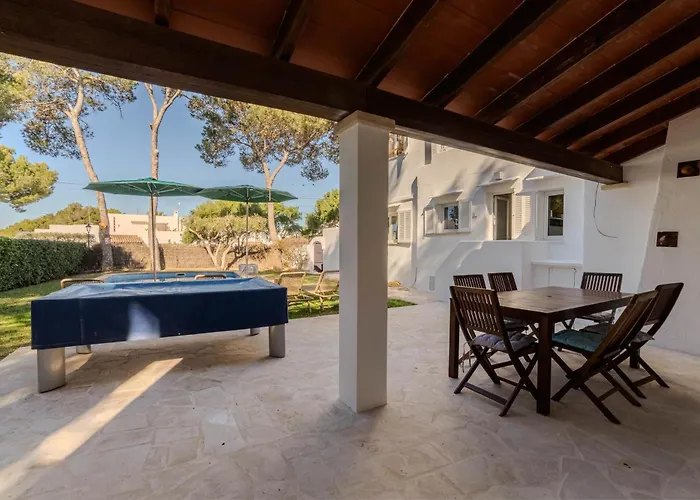Villa Can Ferrer In The Centre Of Cala Dor