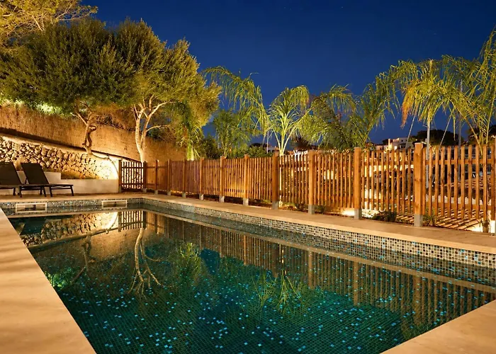 Villa Riviera